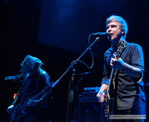 nada surf @ 930-9943