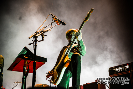 Queens of the Stone Age (2 of 5)