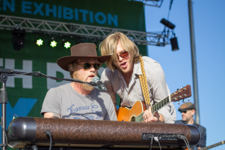 Jamestown-Revival-3
