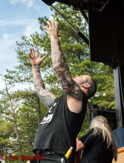 GwarBQ_Down-1