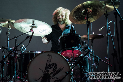 feeder-photographed-by-jason-miller-in-london-12