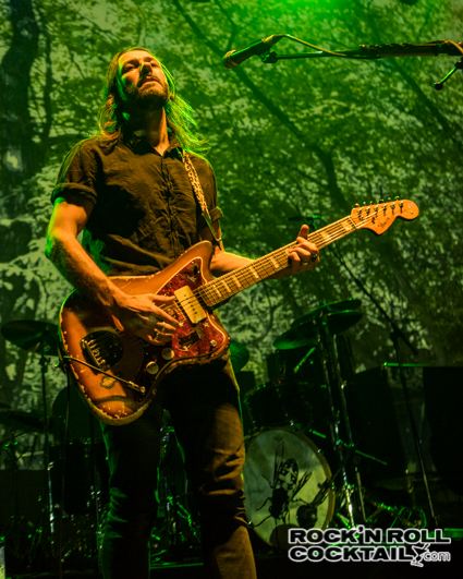 feeder-photographed-by-jason-miller-in-london-16