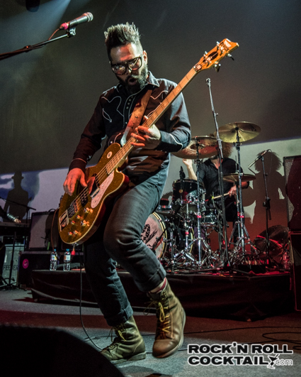 feeder-photographed-by-jason-miller-in-london-21