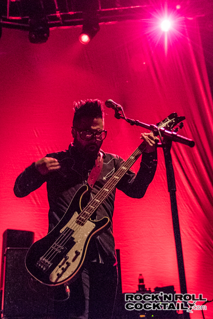 feeder-photographed-by-jason-miller-in-london-34